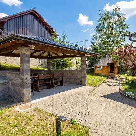 House Abies Ravna Gora